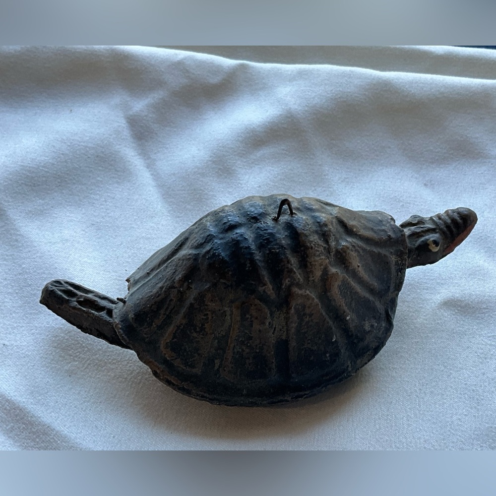 Vintage Mexican Figure Souvenir Nodding Head and Tail Turtle